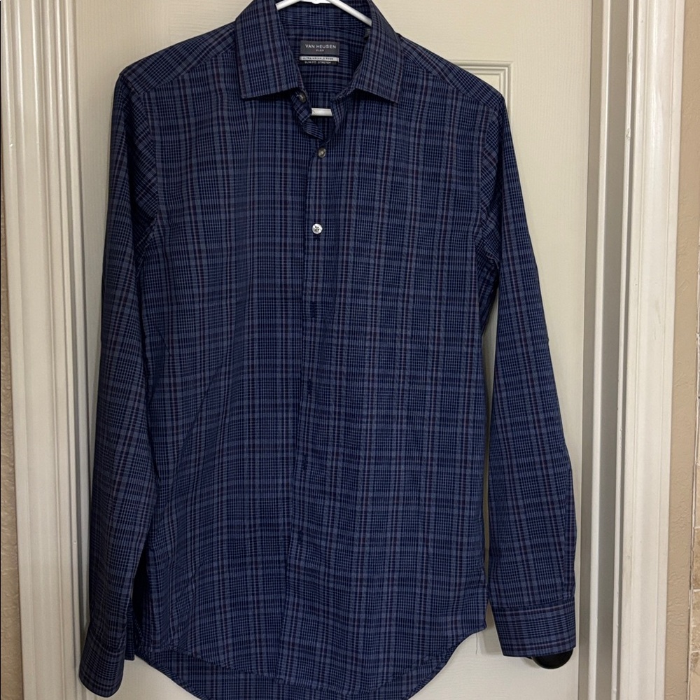 Van Heusen Navy and Red Checkered Shirt FLEX Slim Fit Stretch size Small